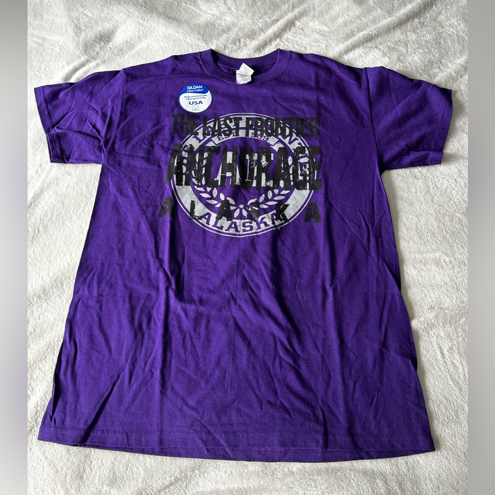 The last frontier, Alaska shirts. Size Medium. Never worn before